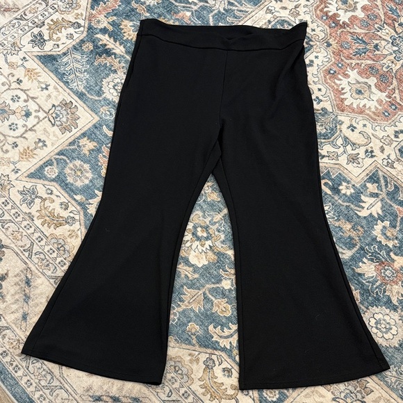 SHEIN Curve 4XL Black Flared Pants - Picture 1 of 11
